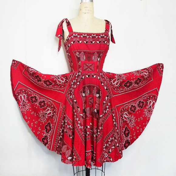 VINTAGE Dresses & Skirts - 1940s / 1950s RARE TRUE Vintage Novelty Bandana Print Cotton Dress RED Elephant
